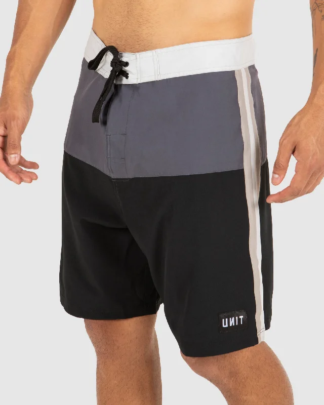 UNIT Path 19"" Boardshorts