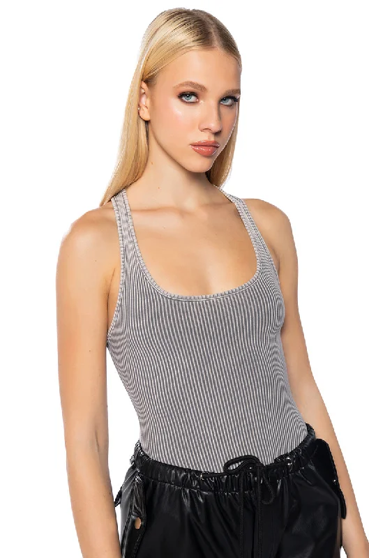 BROOKLYN MINERAL WASH SCOOP NECK BODYSUIT IN LIGHT GREY